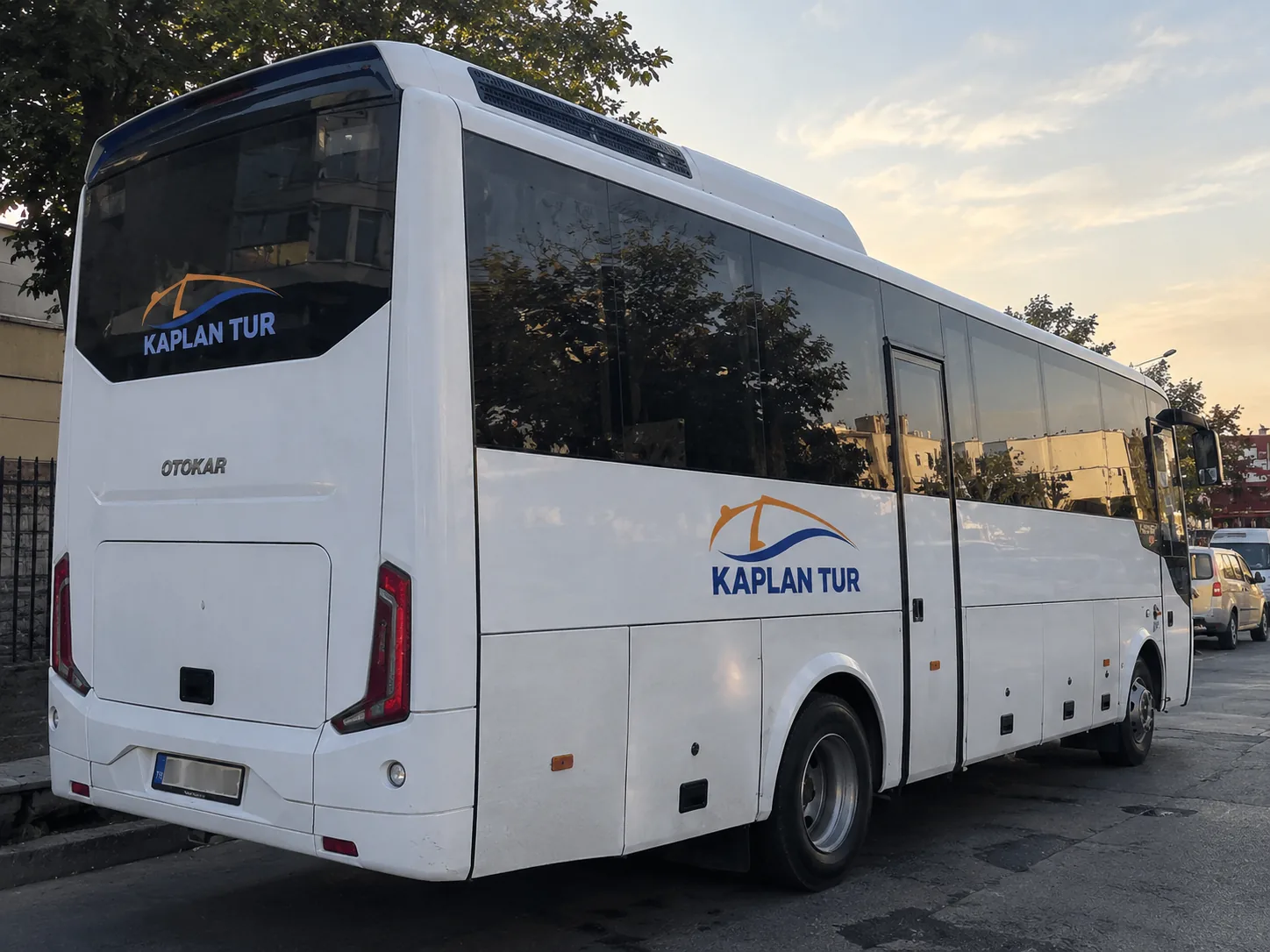 Kaplan Tur servis otobüsü